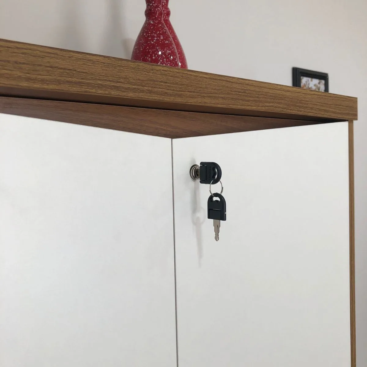 Armário 2 Portas - Y37 - Freijó/Branco