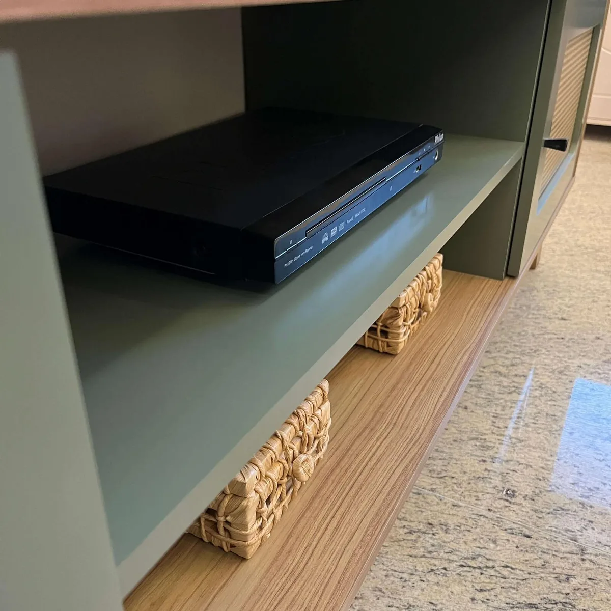 Rack Charlotte - Carvalho C / Menta - 5 - Móveis Curitiba | Moveirama