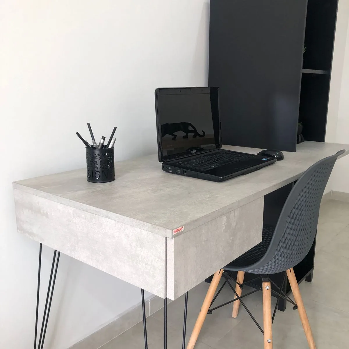 Escrivaninha Fusion - Concreto/Preto