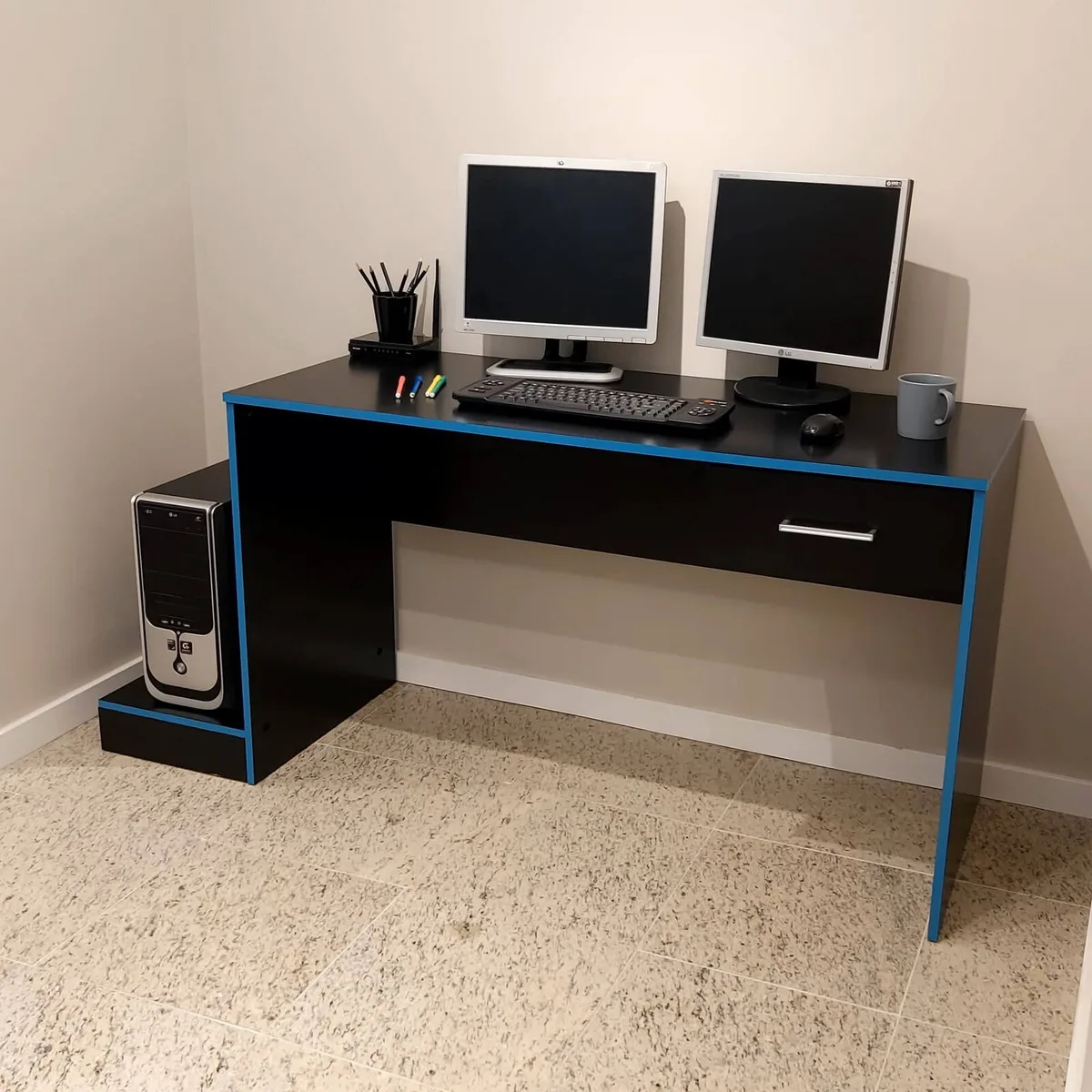 Escrivaninha Gamer - Preto C / Azul - 3 - Móveis Curitiba | Moveirama