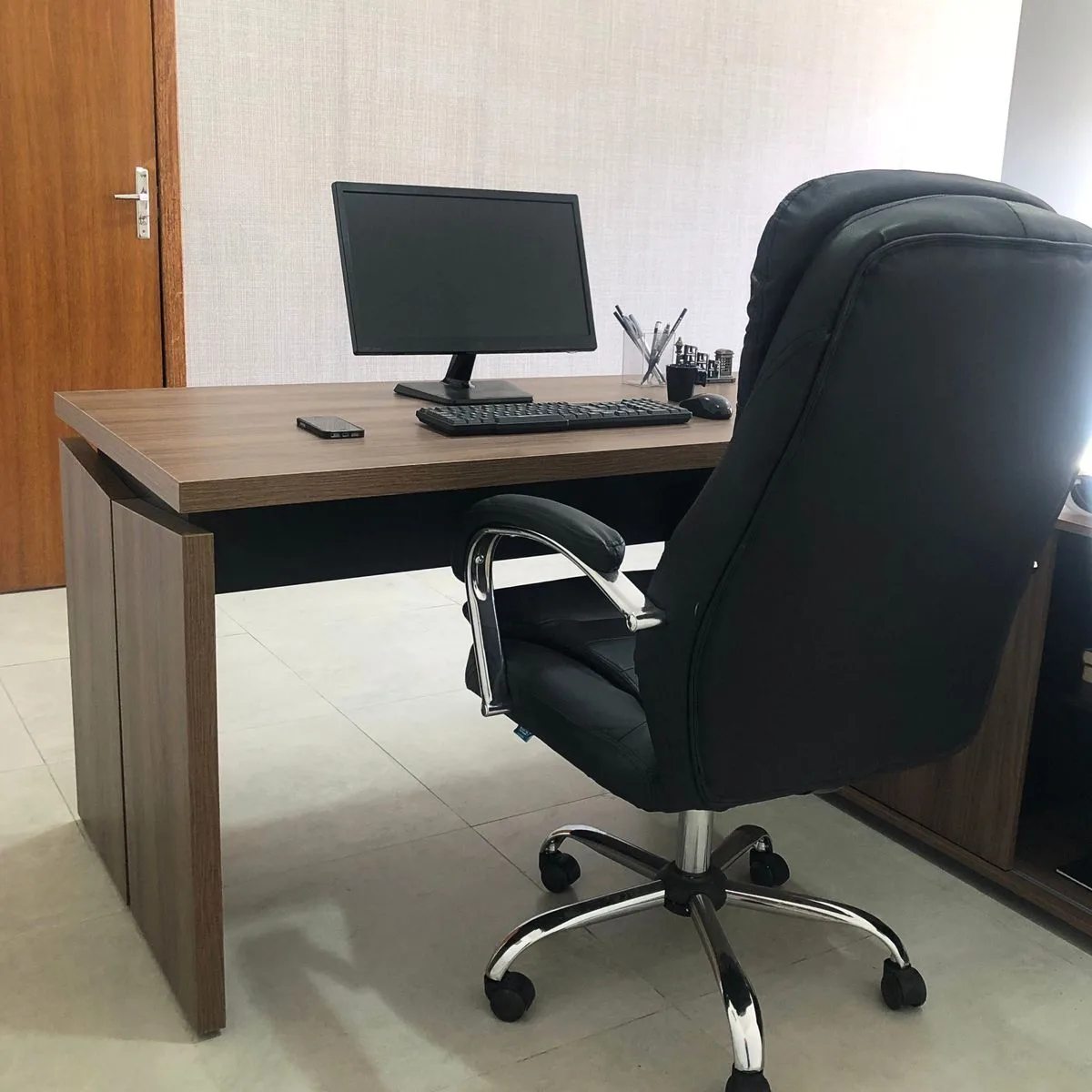 Estação Gerência Connect - Y37 Connect - Nogal/Preto