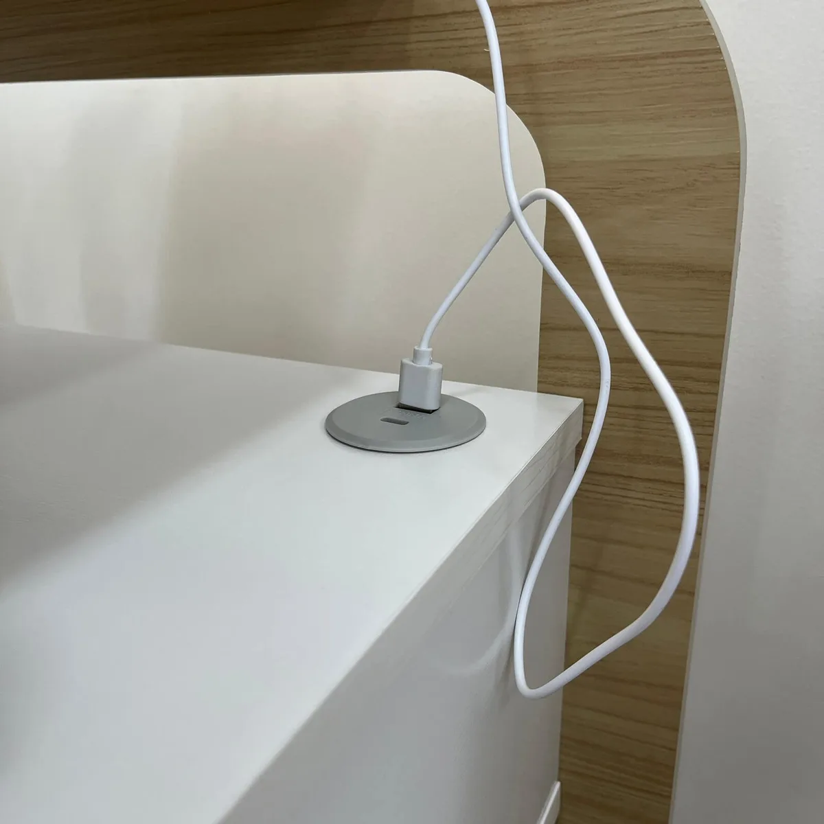 Mesa de Apoio Theo - Naturale C / Branco - 8 - Móveis Curitiba | Moveirama