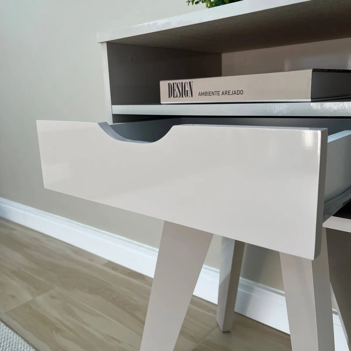 Mesa de Apoio Vip - Off White - 7 - Móveis Curitiba | Moveirama