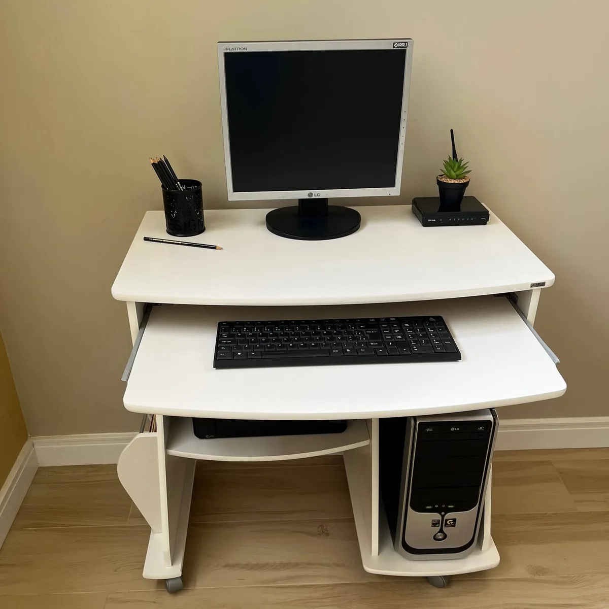 Mesa para Computador 160 - Branco - 8 - Móveis Curitiba | Moveirama