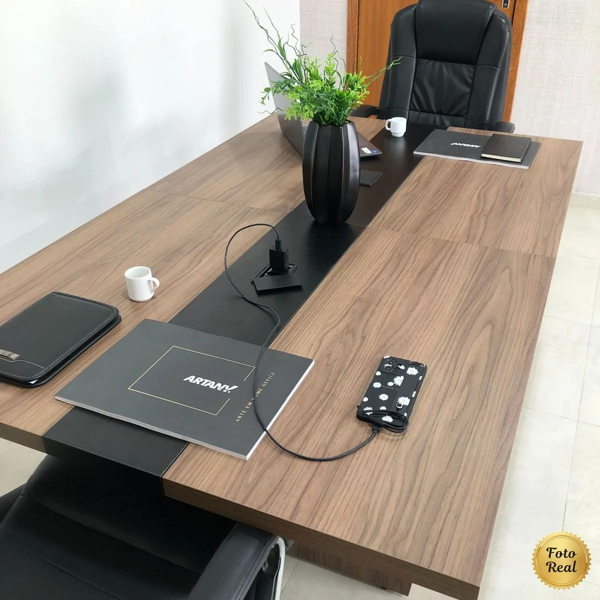 Mesa de Reunião Modular Y37 - Nogal/Preto