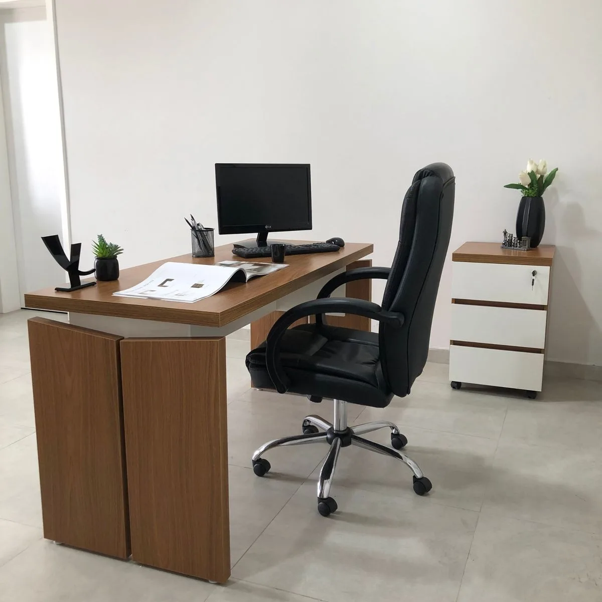 Mesa Operacional 1450 - Y37 - Freijó/Branco