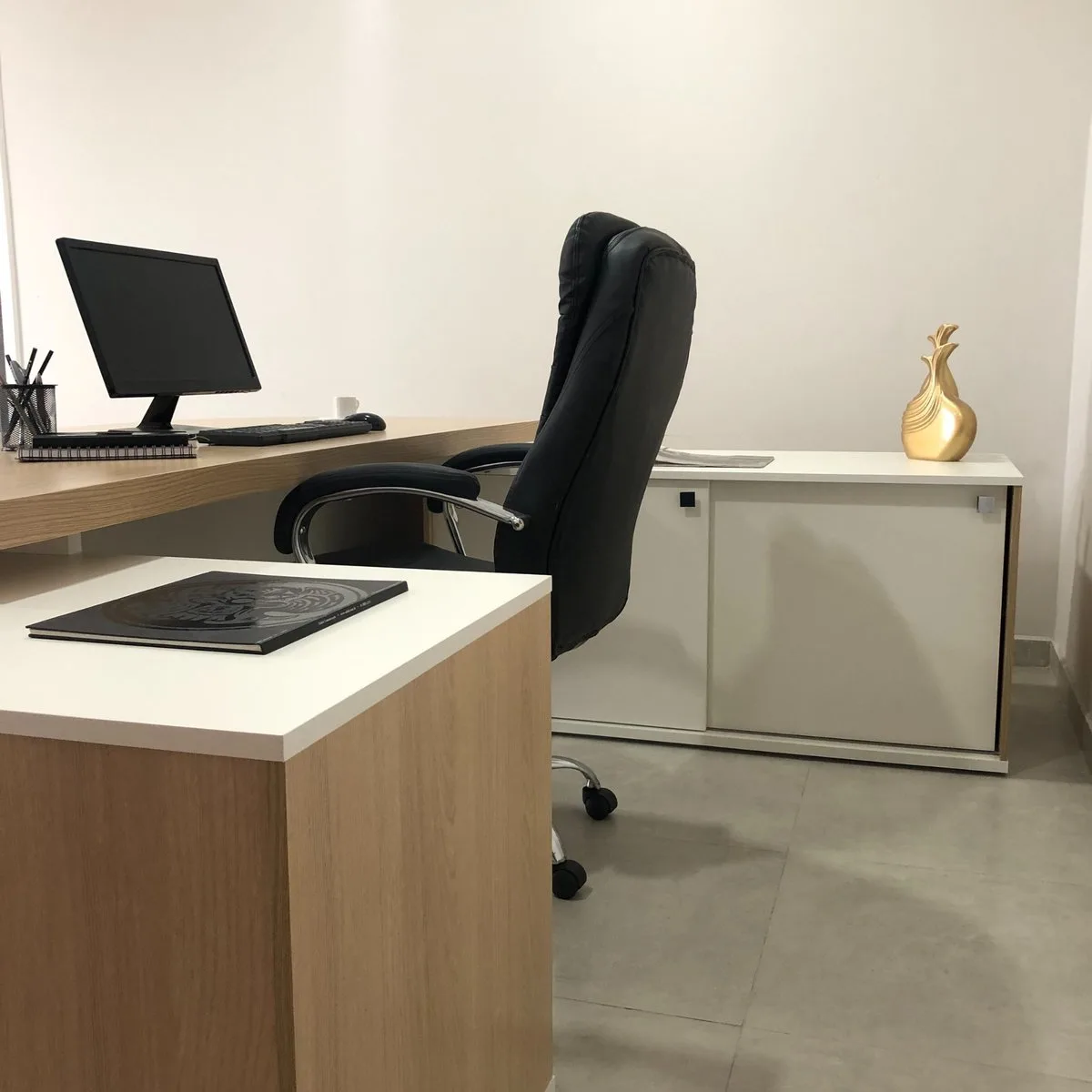 Mesa Tamburato Presidente - Carvalho/Branco - 7