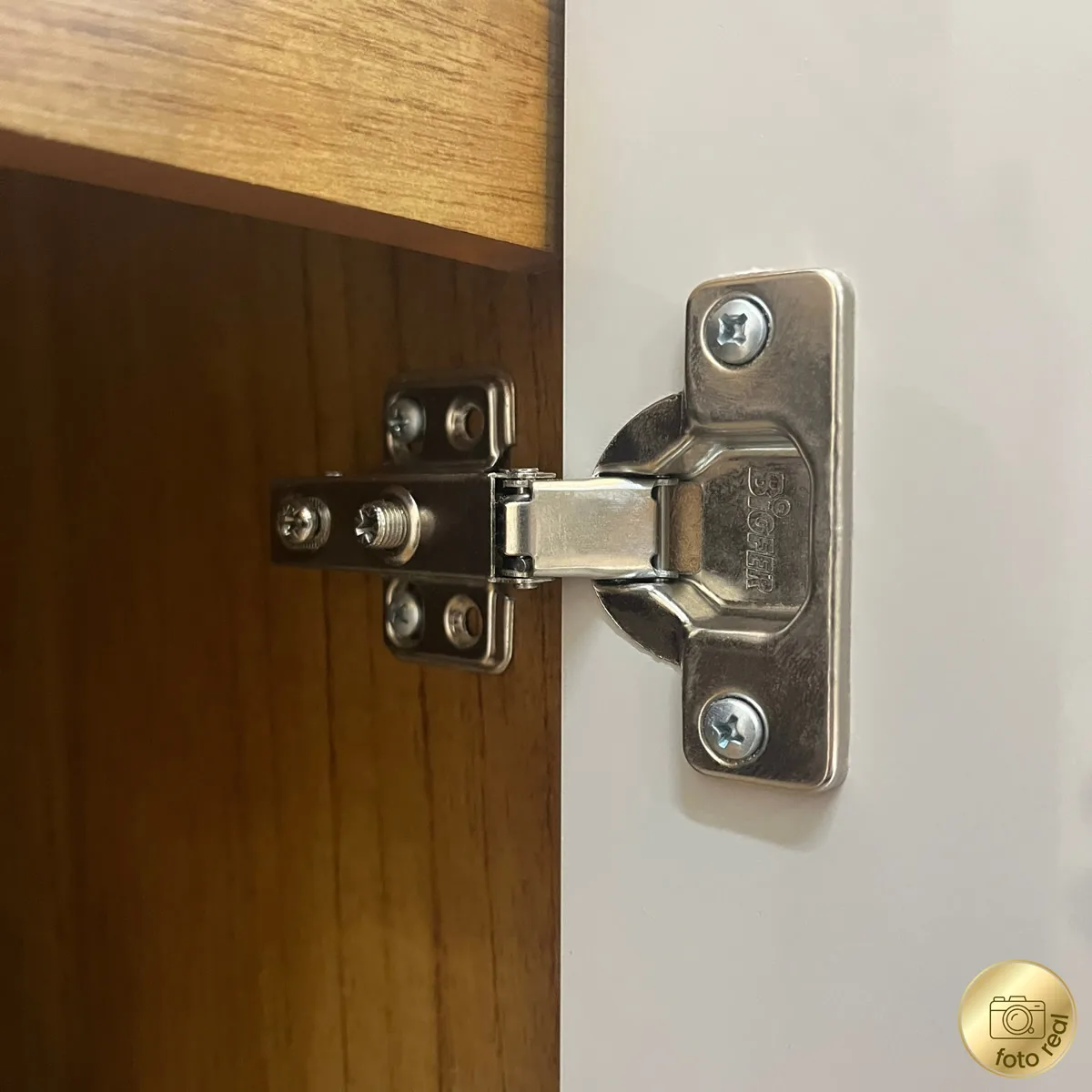 Rack Fiori - Cinamomo com Off White para TV até 85 polegadas - Móveis Curitiba | Moveirama